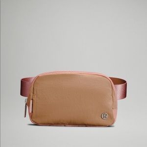 NWT Lululemon Everywhere Belt Bag Pink Clay/Pink Pastel